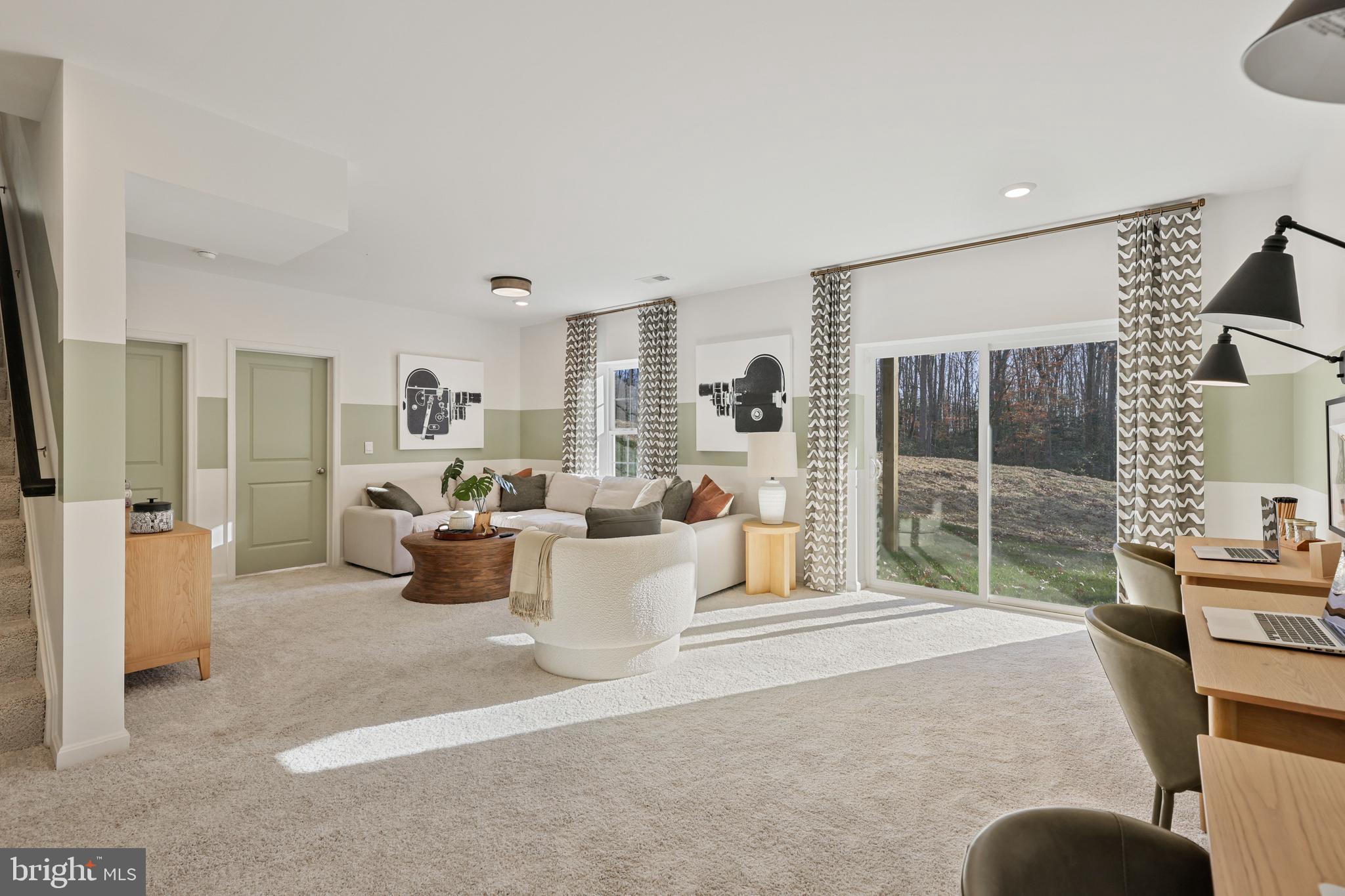 AQUIA OVERLOOK - Residential