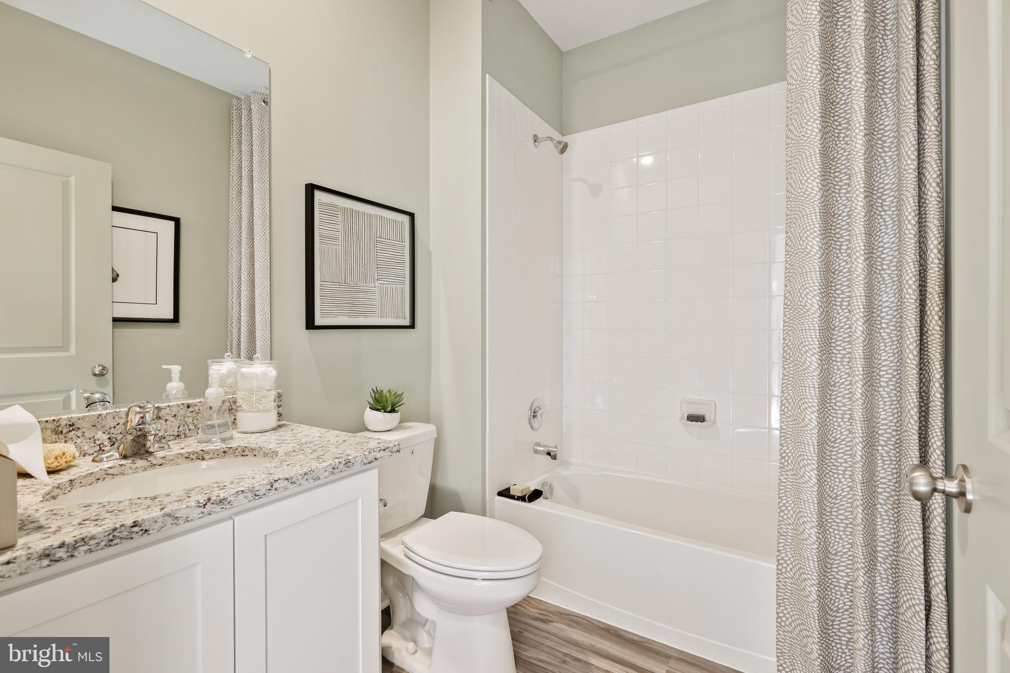 AQUIA OVERLOOK - Residential