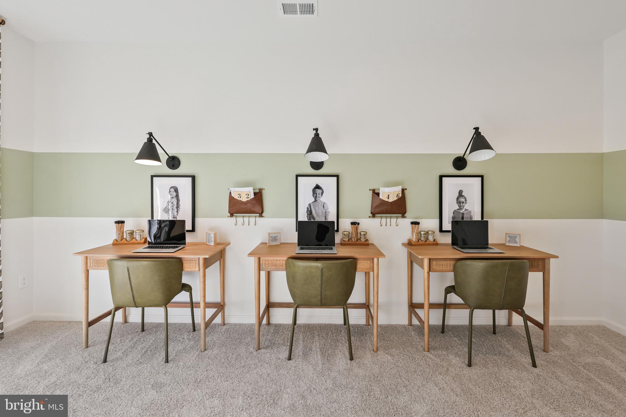 AQUIA OVERLOOK - Residential