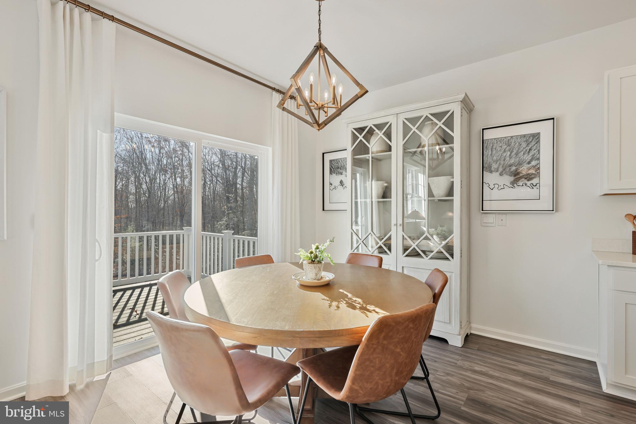 AQUIA OVERLOOK - Residential