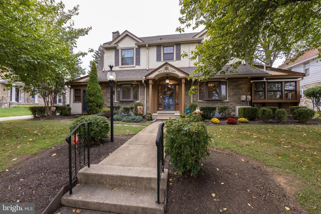 Photo of 324 Brookline Boulevard, HAVERTOWN, PA 19083 (MLS # PADE2101940)