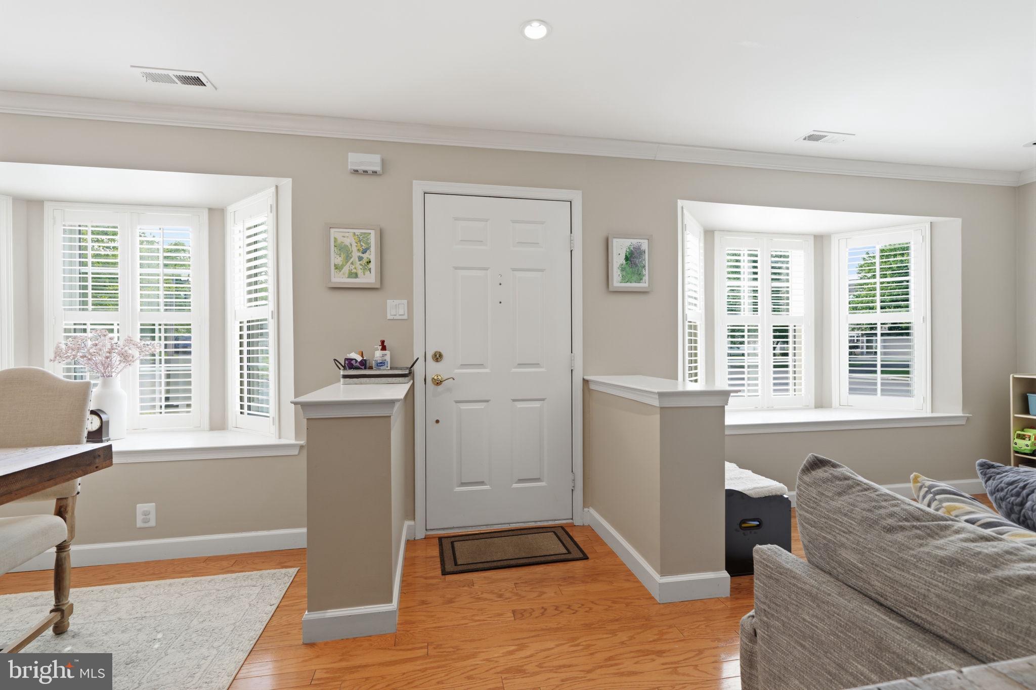 506 COACHWOOD COURT