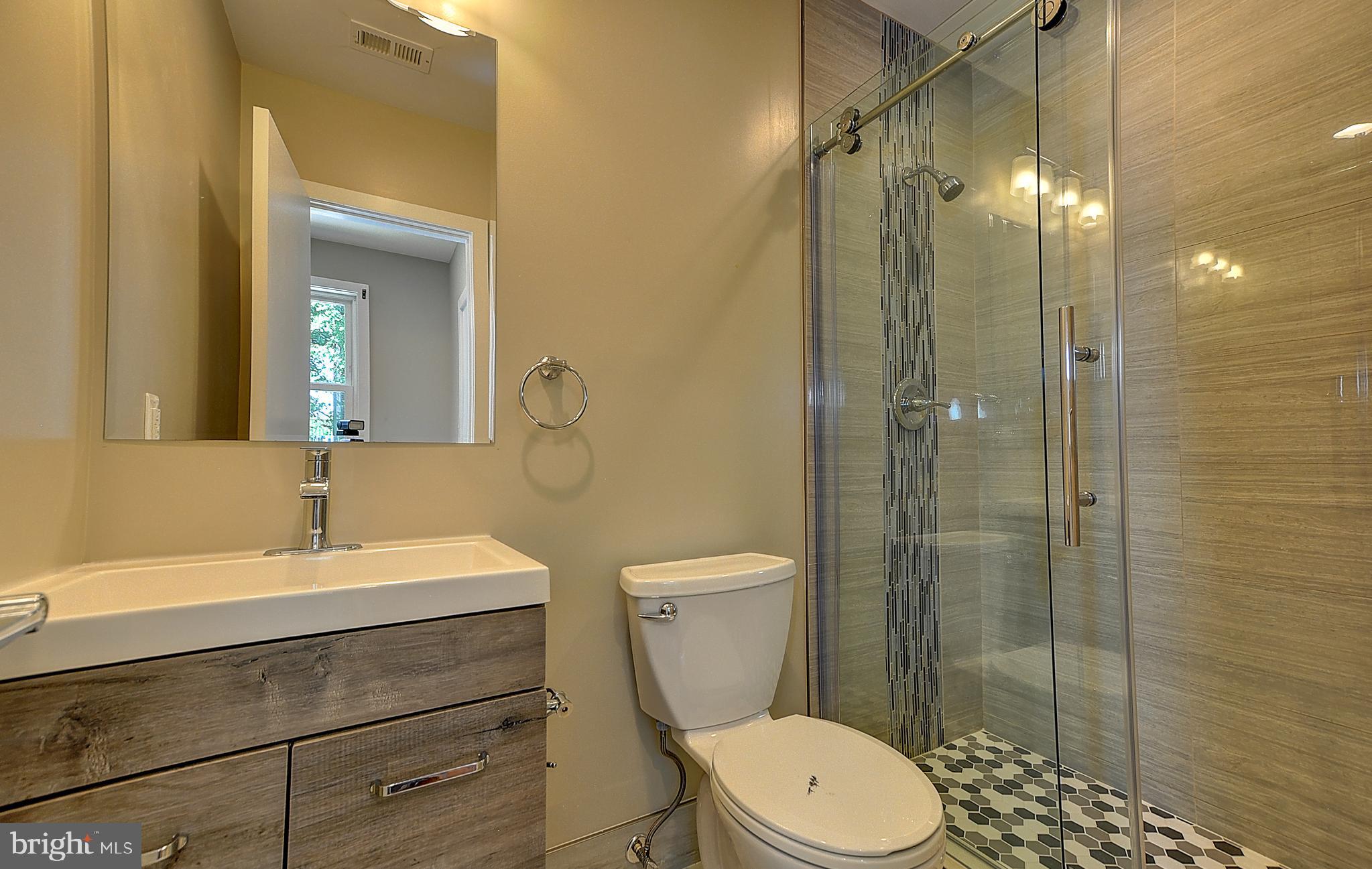 WEST FAIRMOUNT - Residential