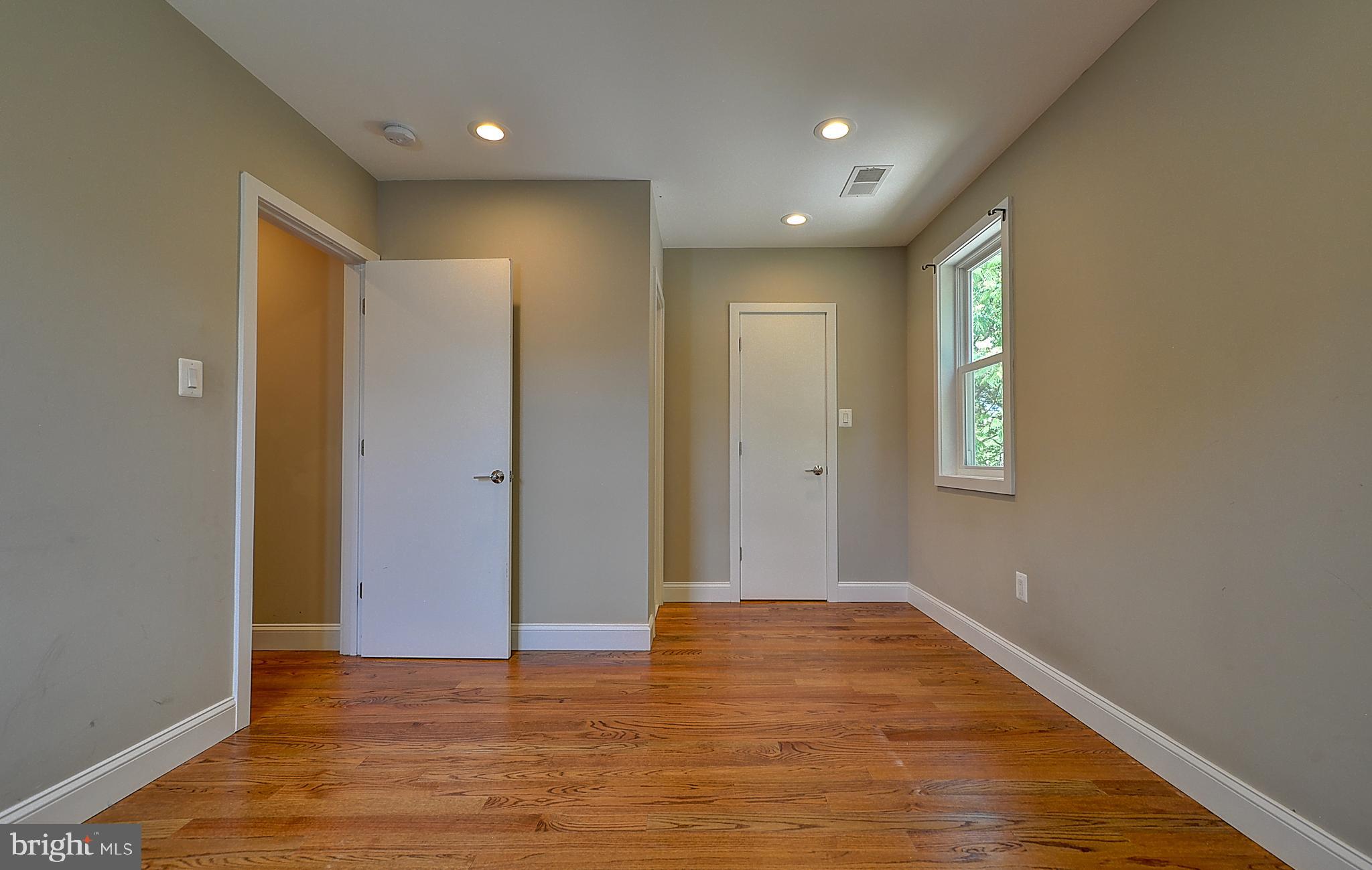 WEST FAIRMOUNT - Residential