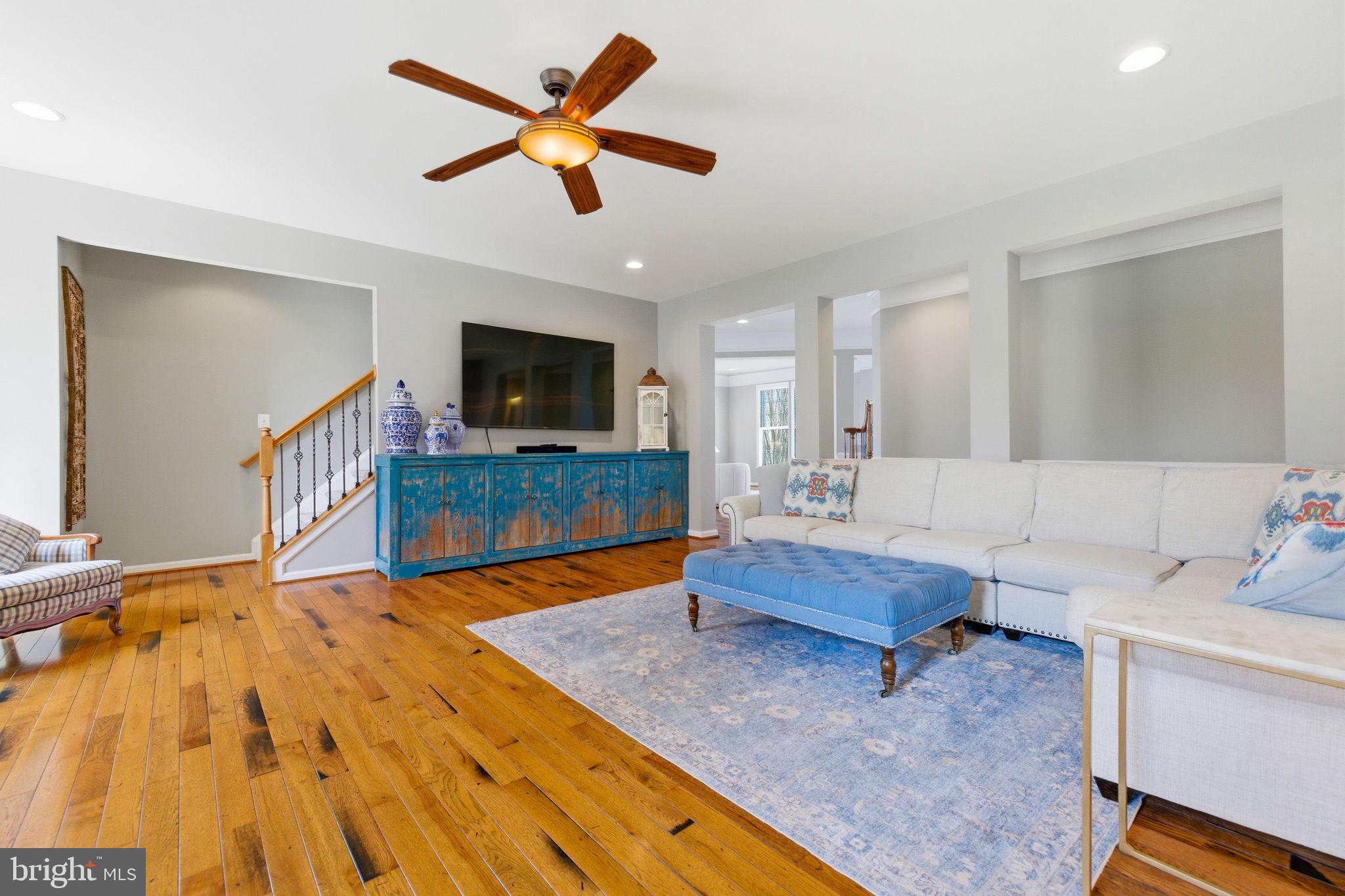 RASPBERRY FALLS - Residential