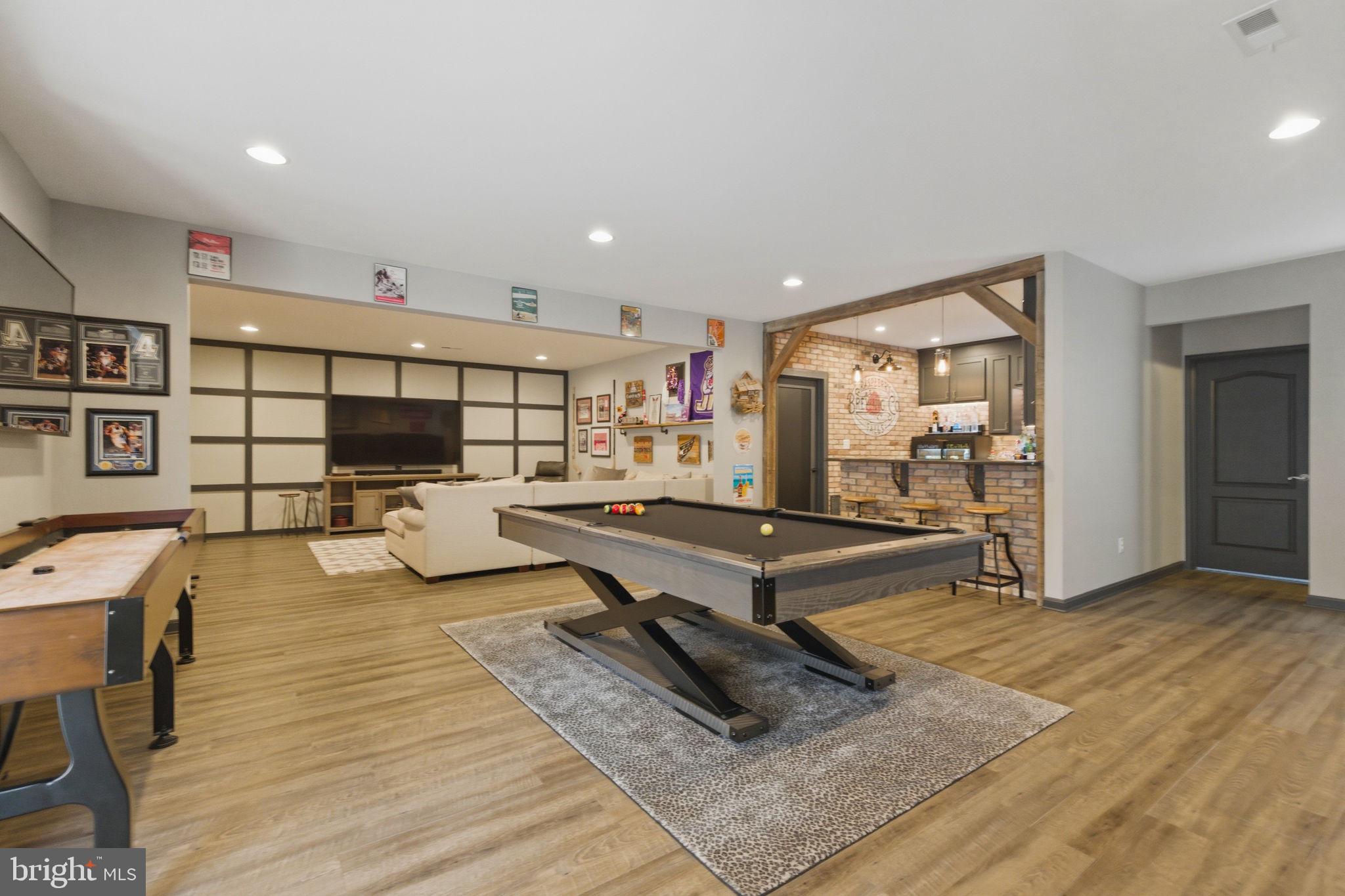 RASPBERRY FALLS - Residential