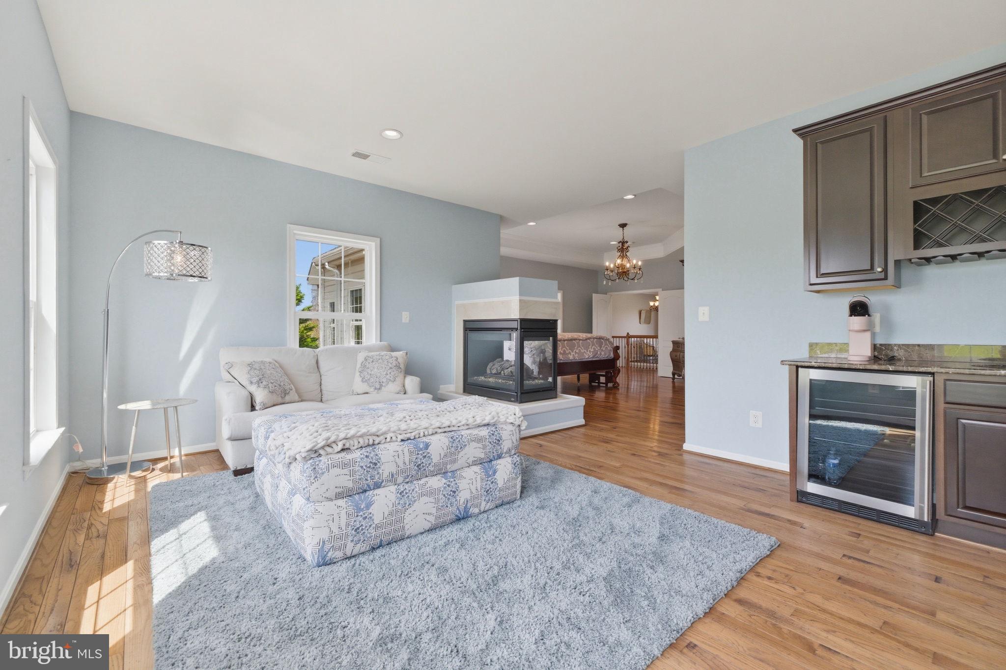 RASPBERRY FALLS - Residential