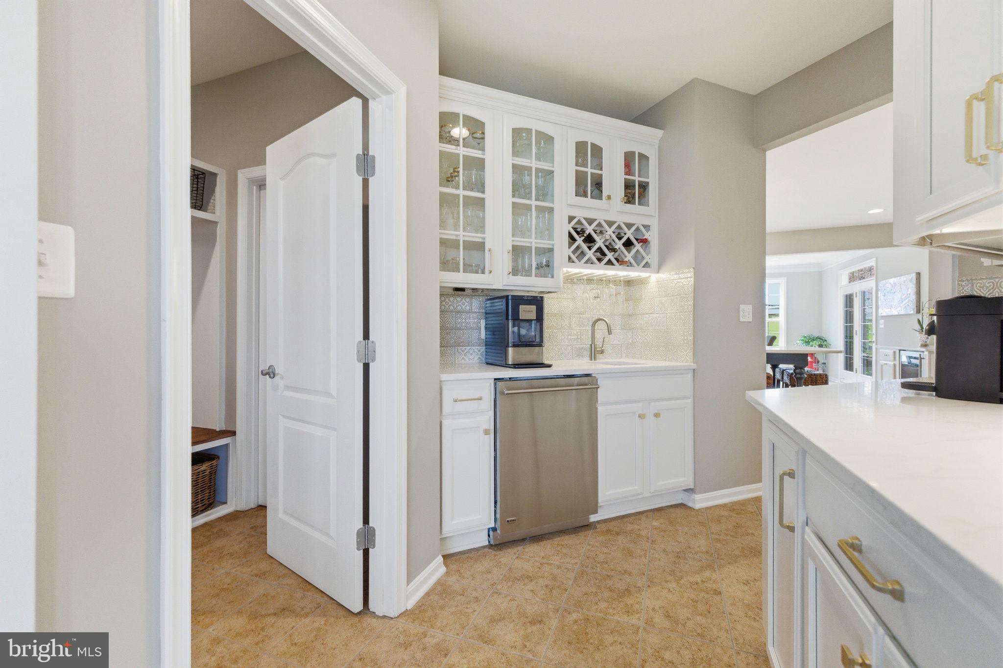 RASPBERRY FALLS - Residential