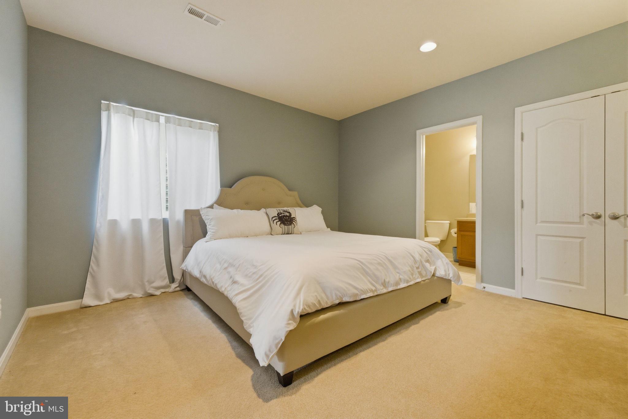 RASPBERRY FALLS - Residential