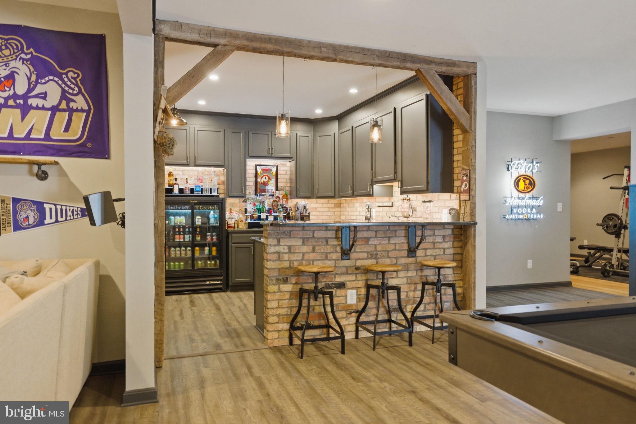 RASPBERRY FALLS - Residential