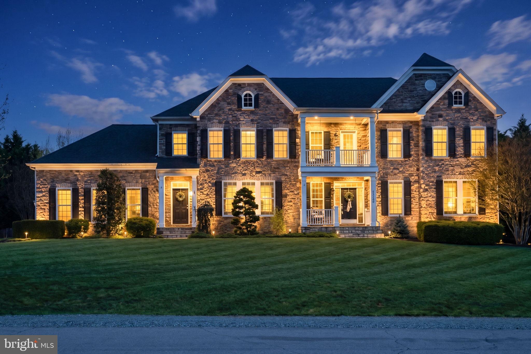 RASPBERRY FALLS - Residential