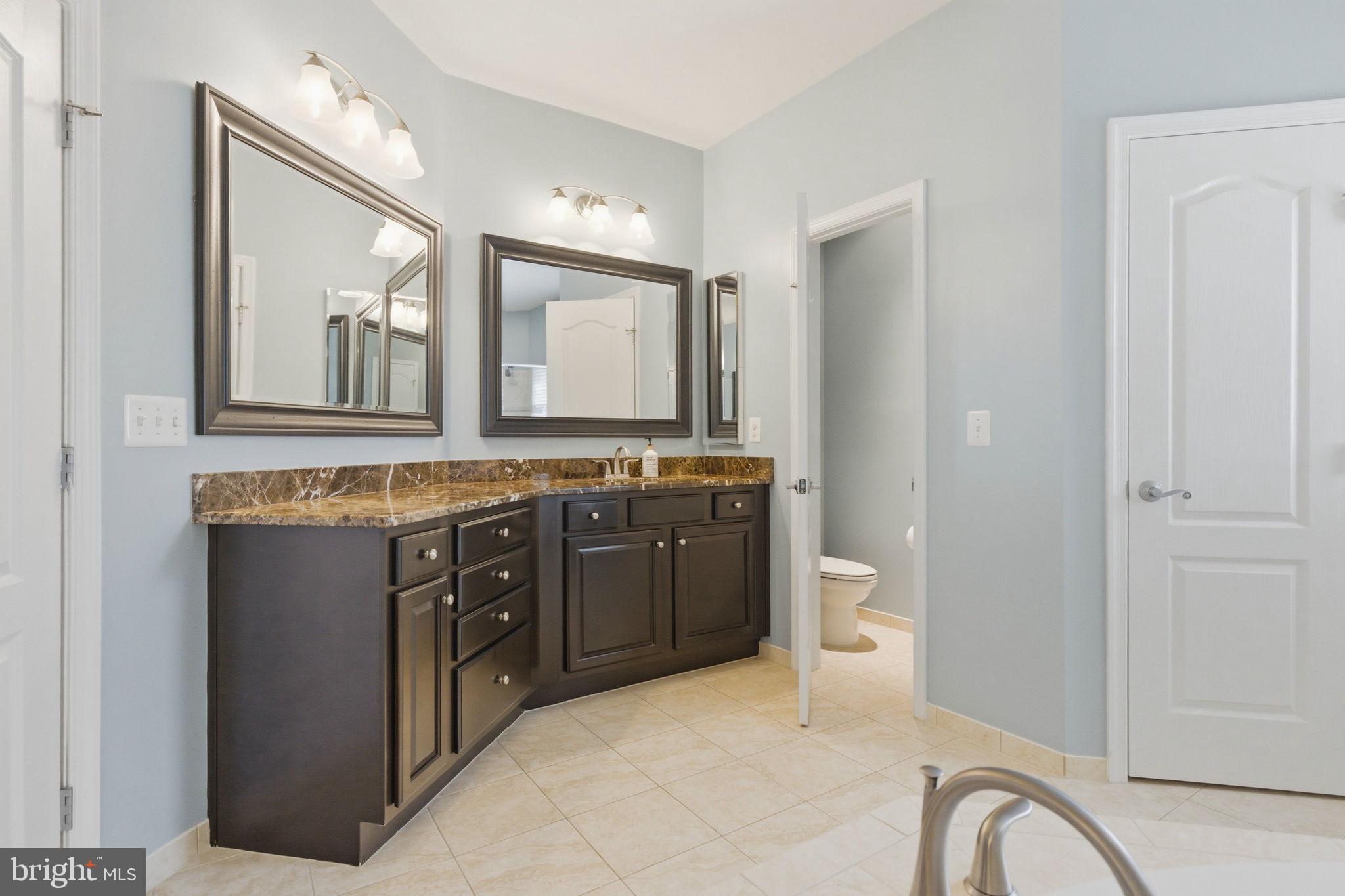 RASPBERRY FALLS - Residential