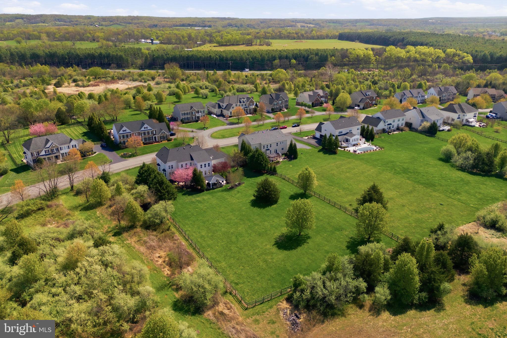 RASPBERRY FALLS - Residential