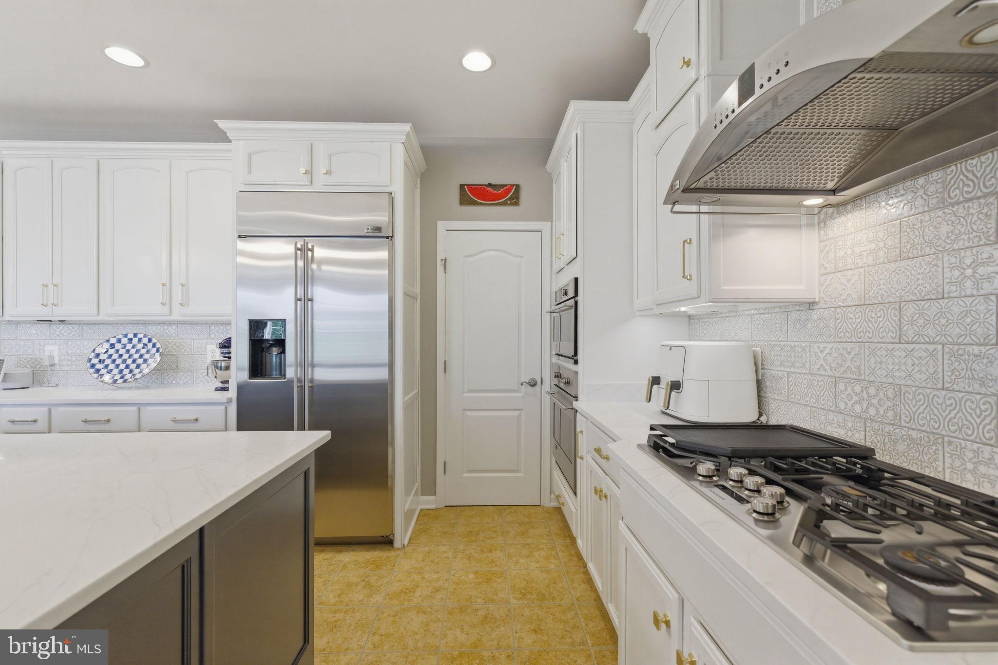 RASPBERRY FALLS - Residential