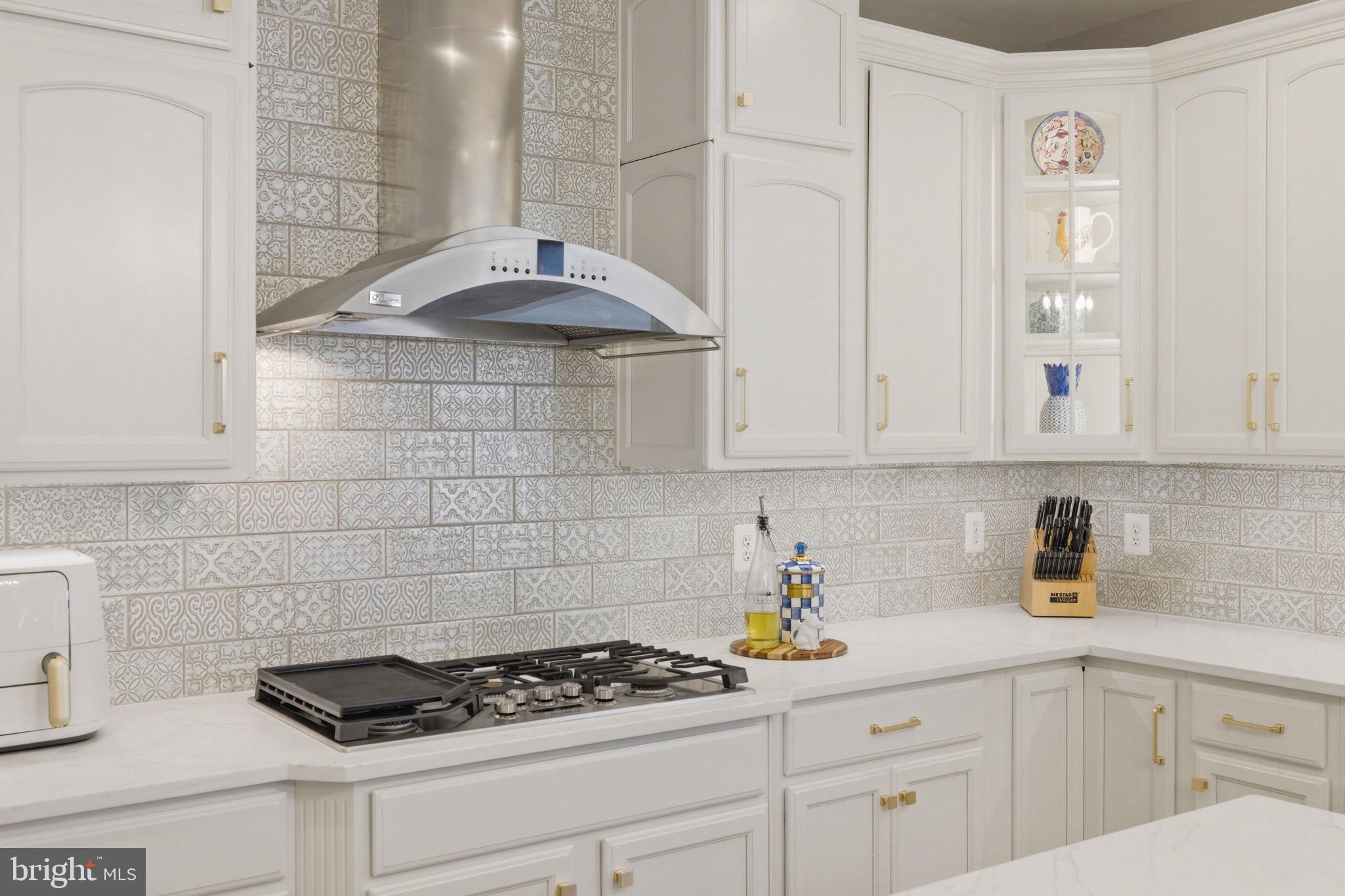 RASPBERRY FALLS - Residential