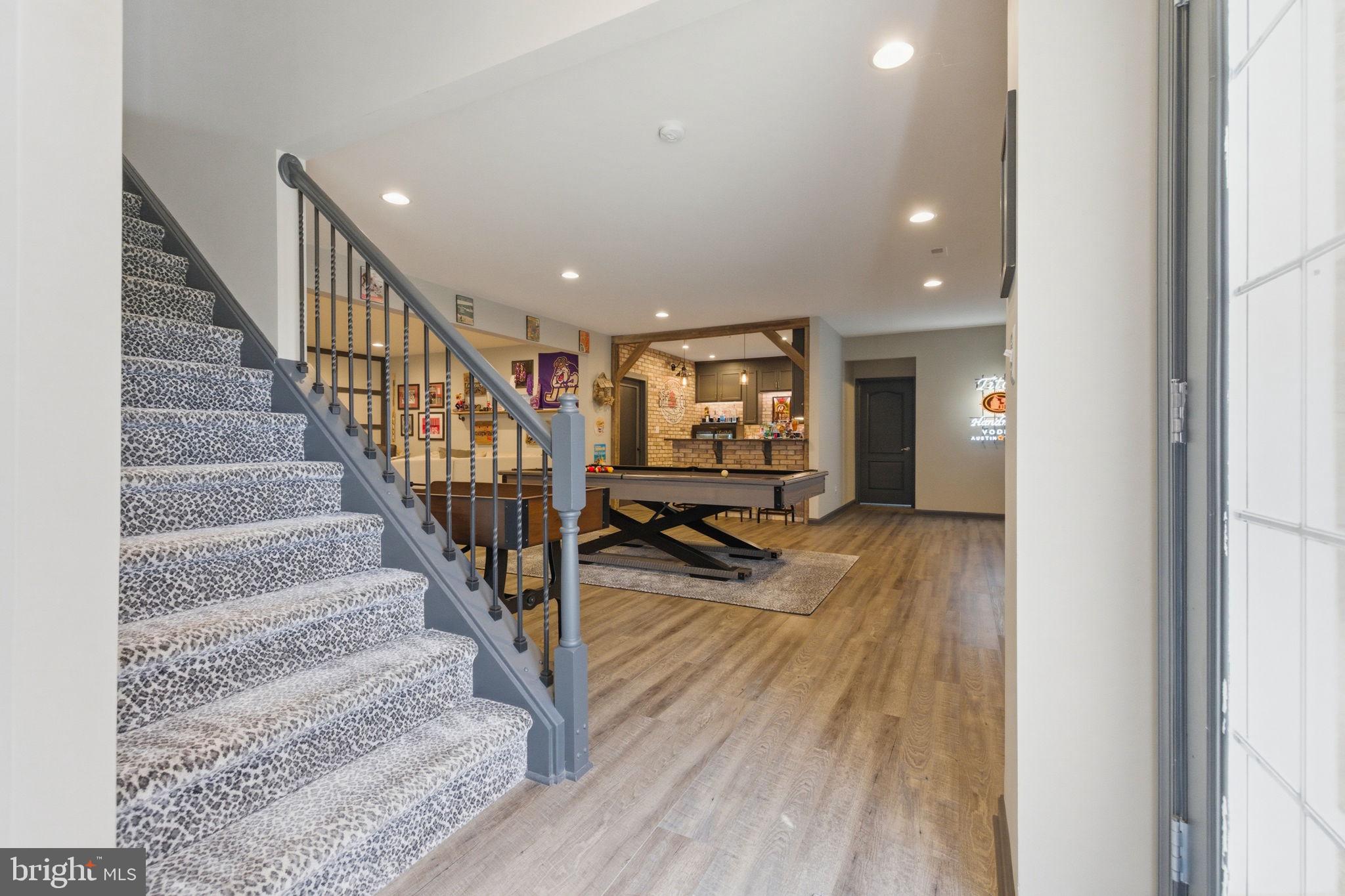 RASPBERRY FALLS - Residential