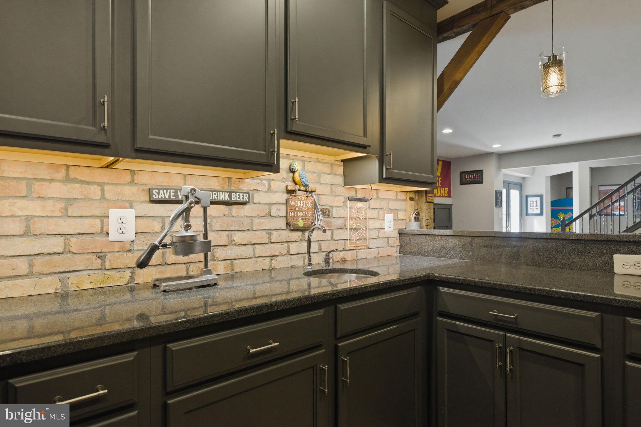 RASPBERRY FALLS - Residential