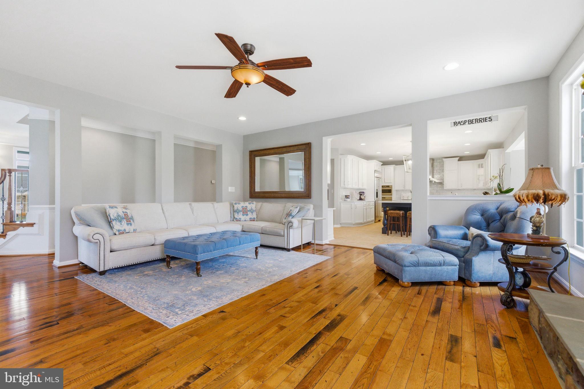 RASPBERRY FALLS - Residential