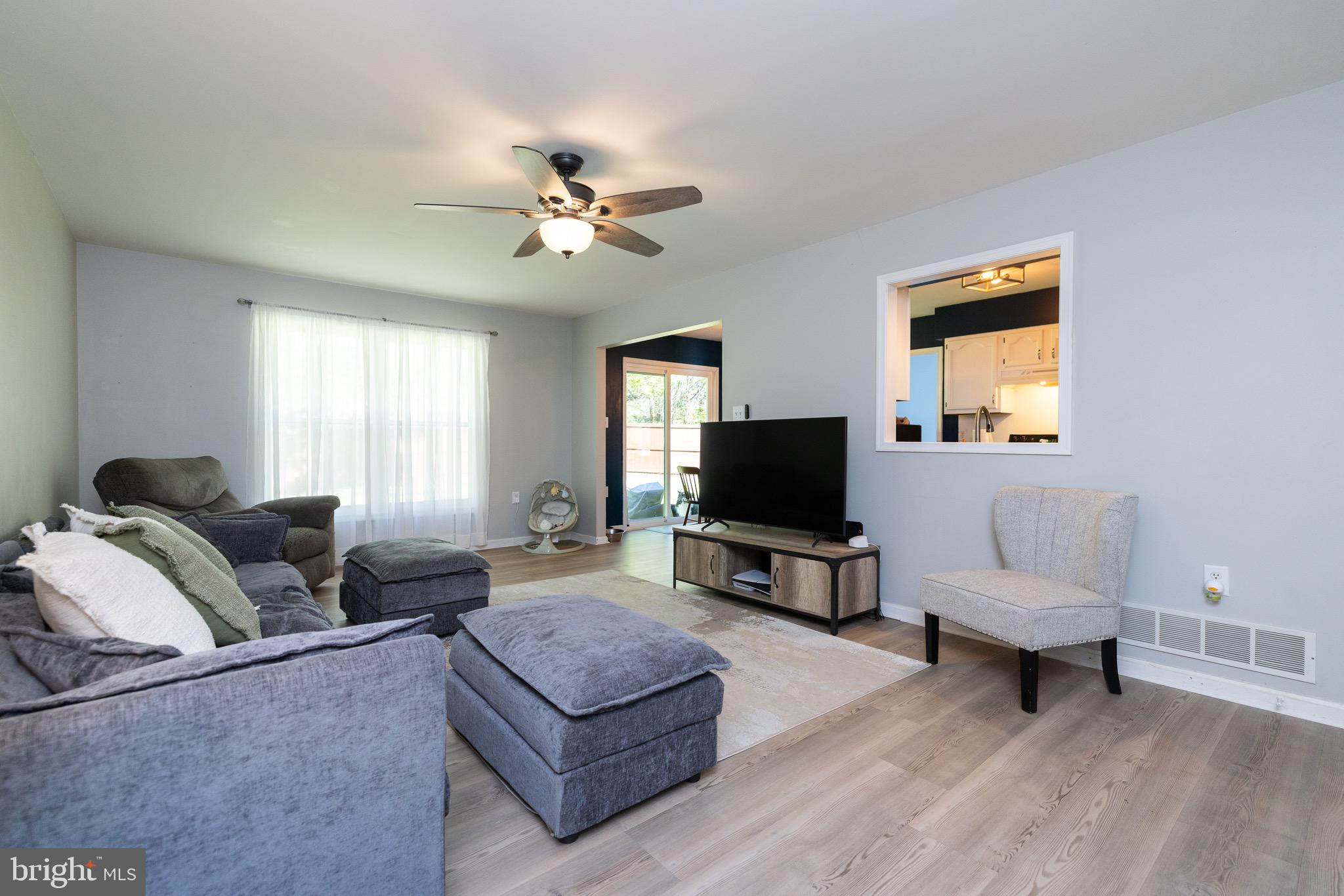 SPRING VALLEY - Residential