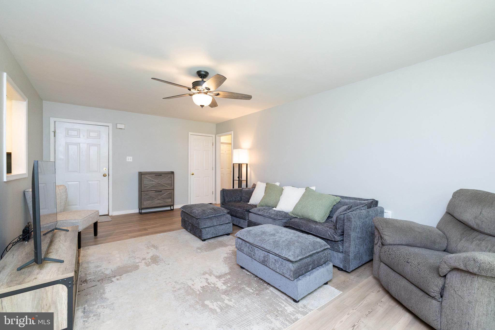 SPRING VALLEY - Residential