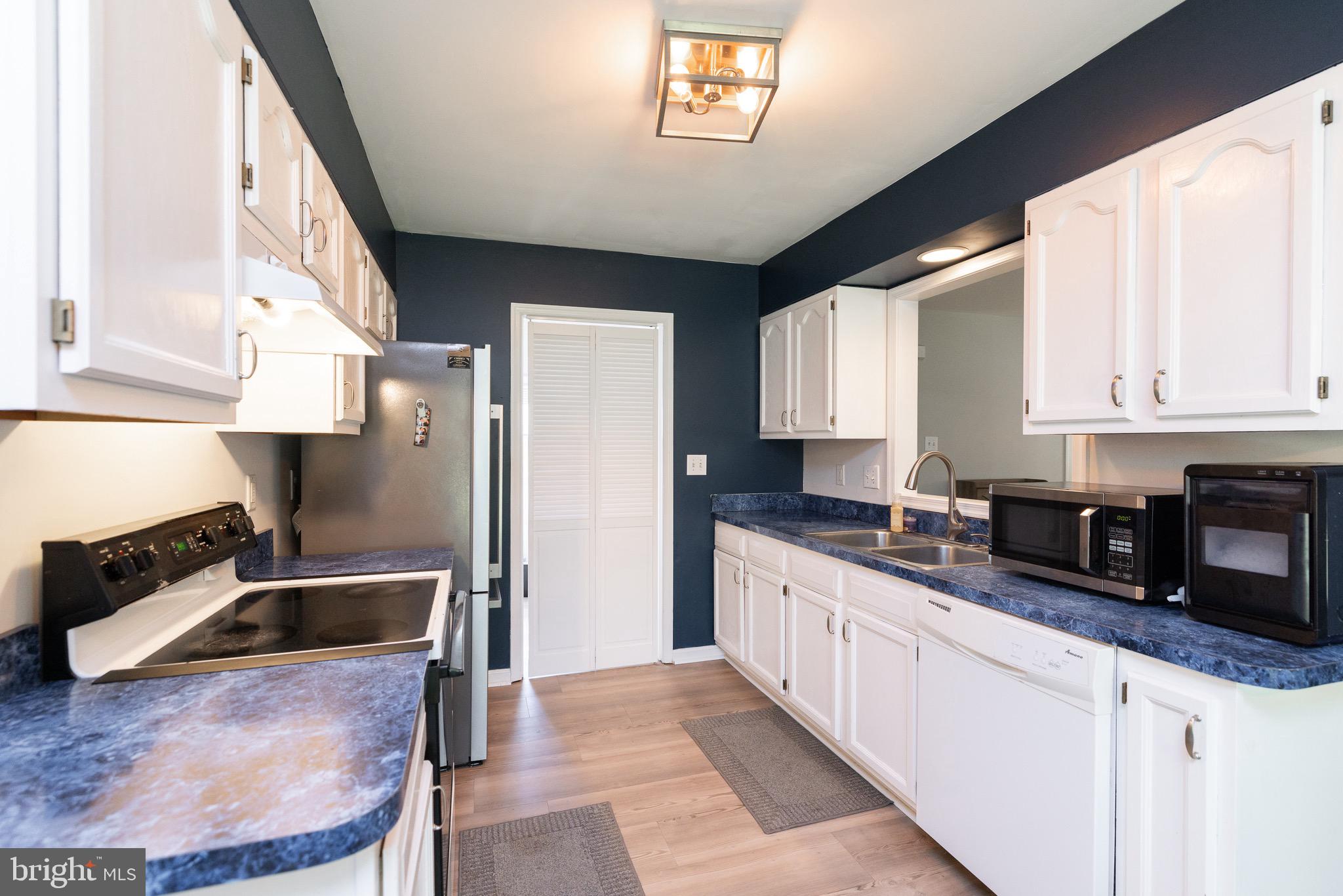 SPRING VALLEY - Residential