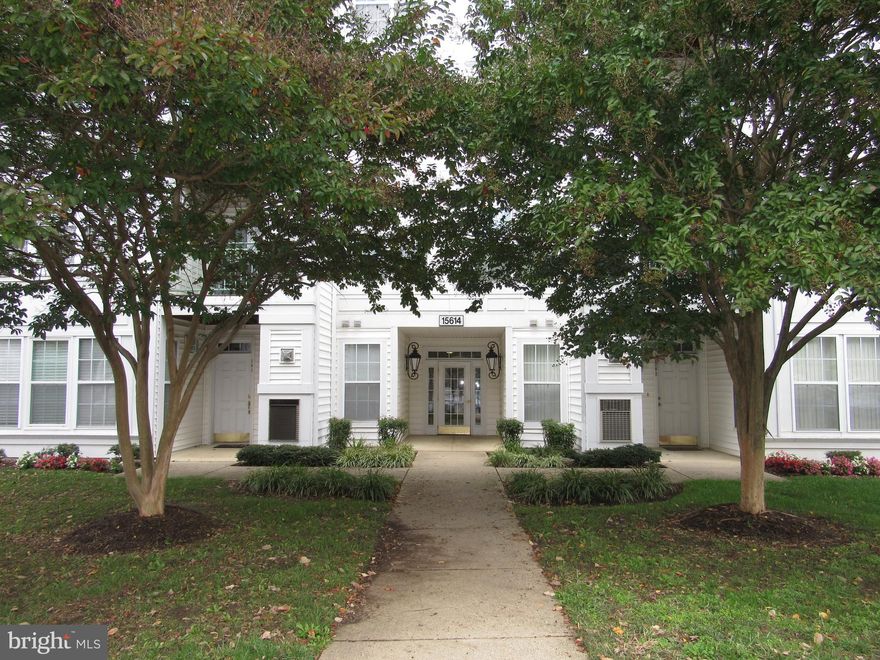 This Ground Level 1 bedroom Condo offers 1 full bath and a half bath for guest!! Open Floor Plan with sliding door onto the patio!! One is able to go to unit through the building itself or around the building to the unit using the sliding door!!   The HVAC closet offers a space heater to keep the pipes from freezing on those Cold Winter Days!! This condo is move in ready and provides all the ideal amenities for a comfortable stay!!