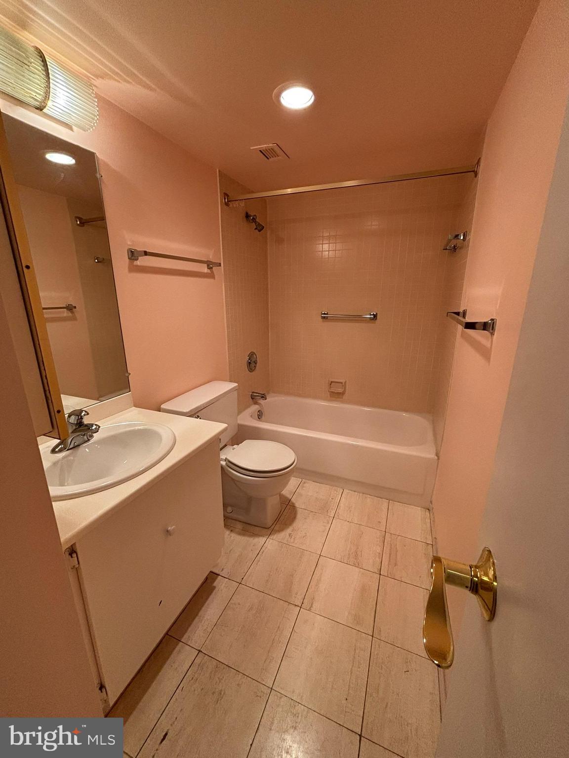 ALEXANDRIA HOUSE - Residential