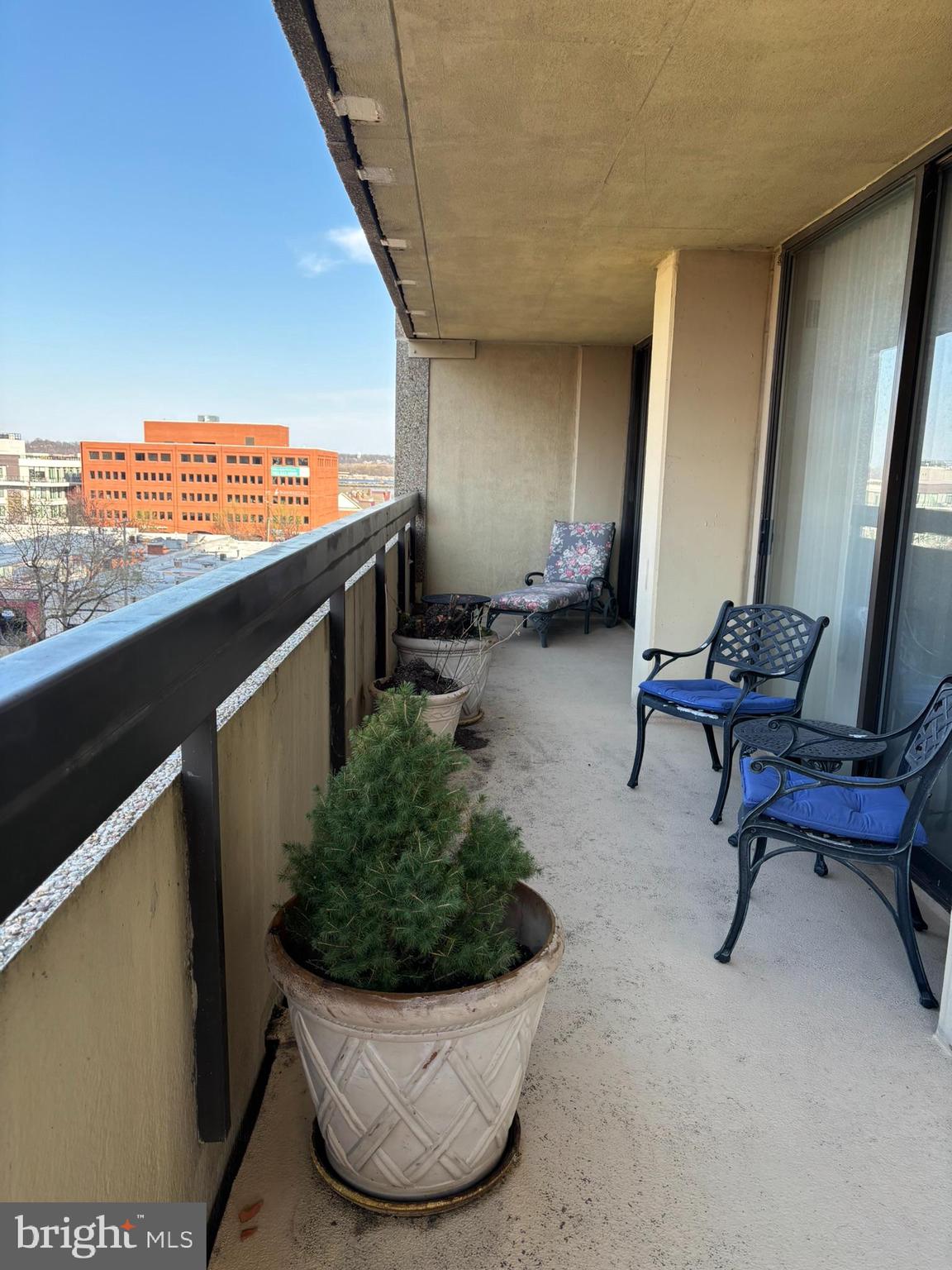 ALEXANDRIA HOUSE - Residential