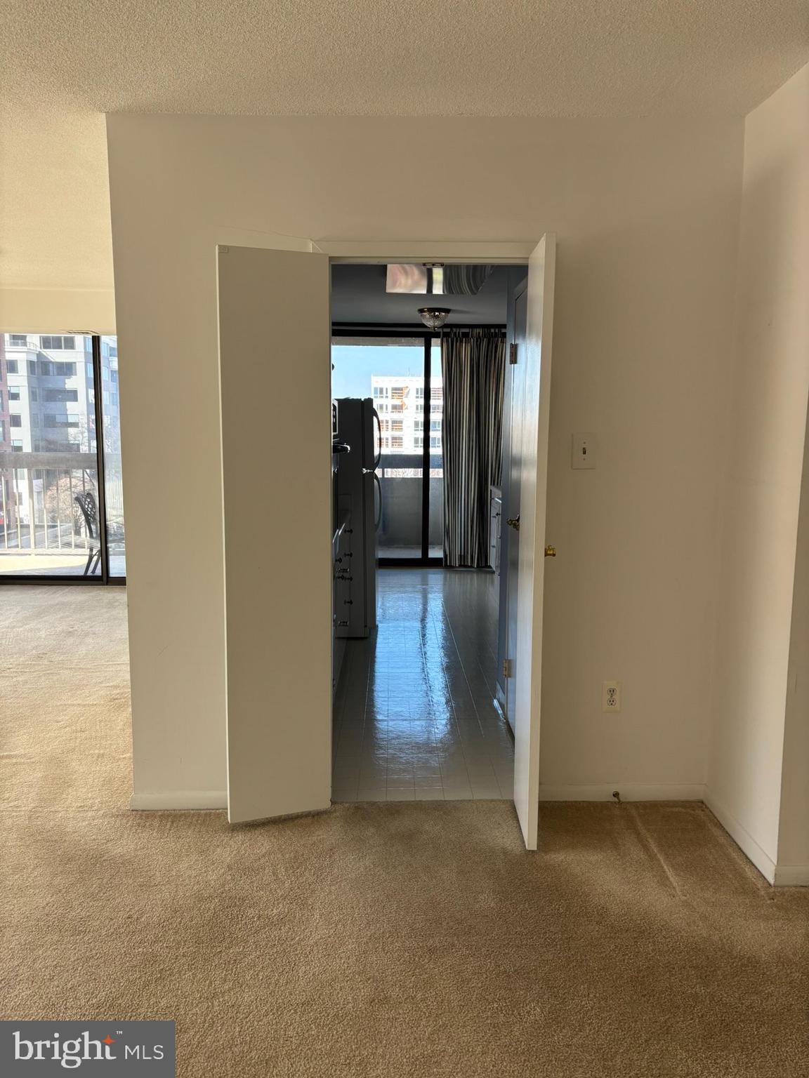 ALEXANDRIA HOUSE - Residential