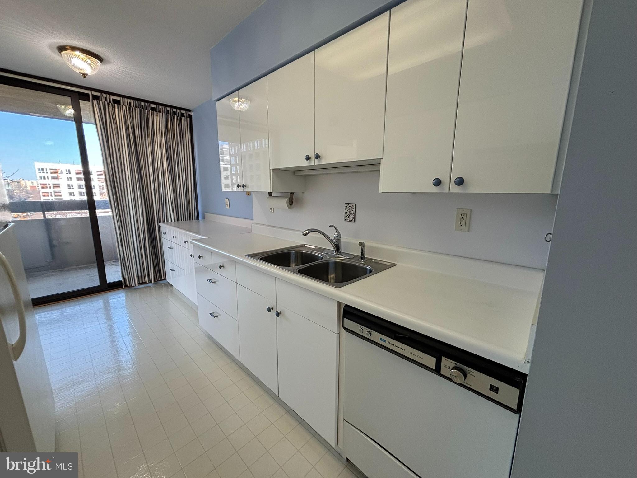 ALEXANDRIA HOUSE - Residential