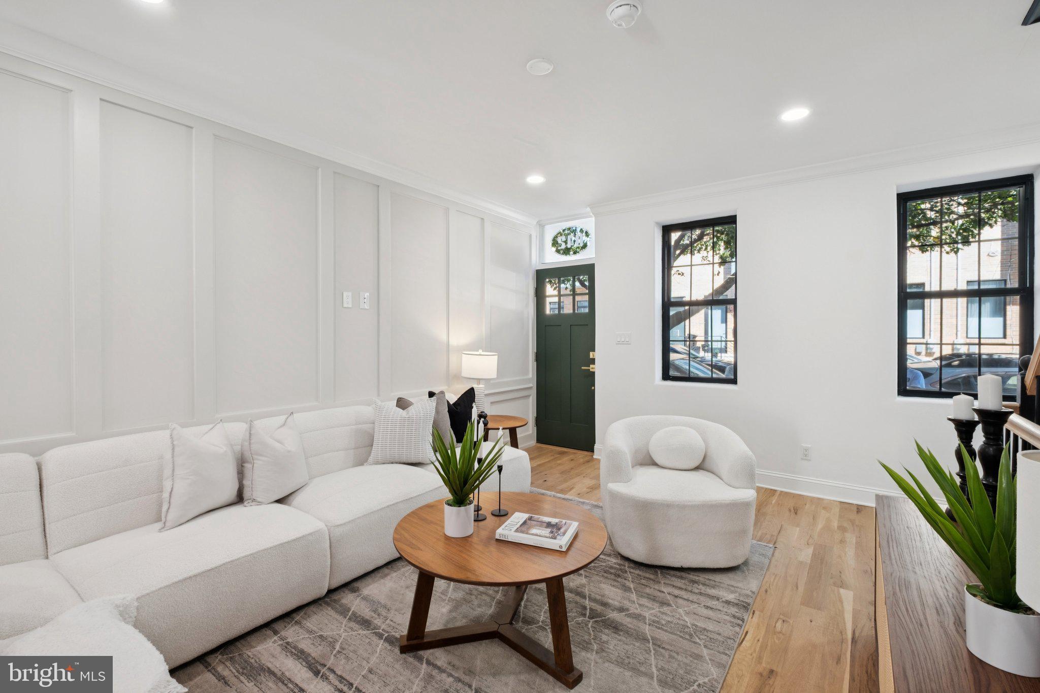 PASSYUNK SQUARE - Residential