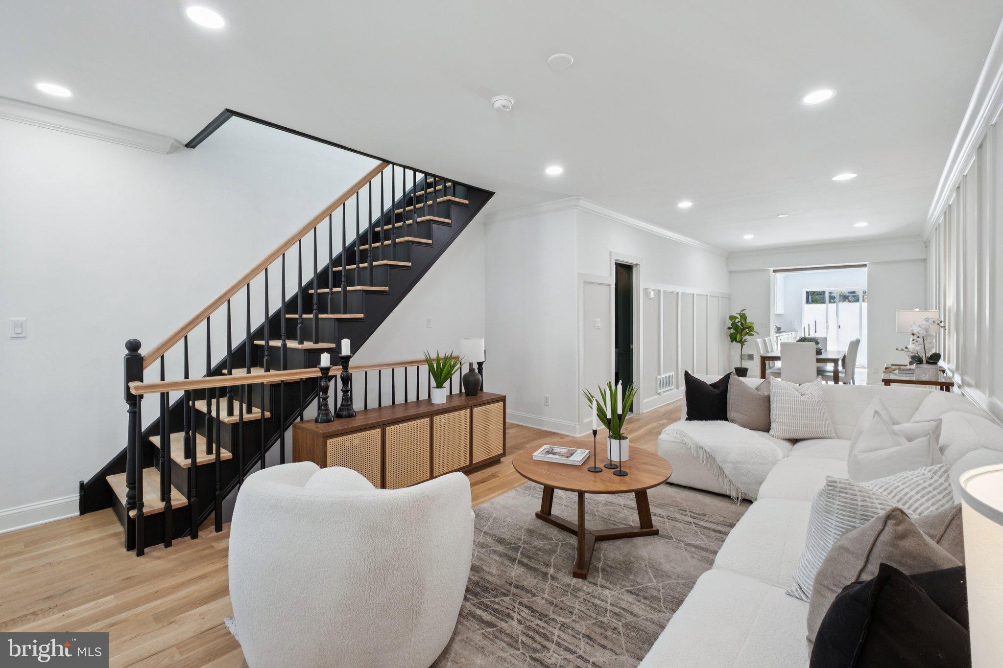 PASSYUNK SQUARE - Residential