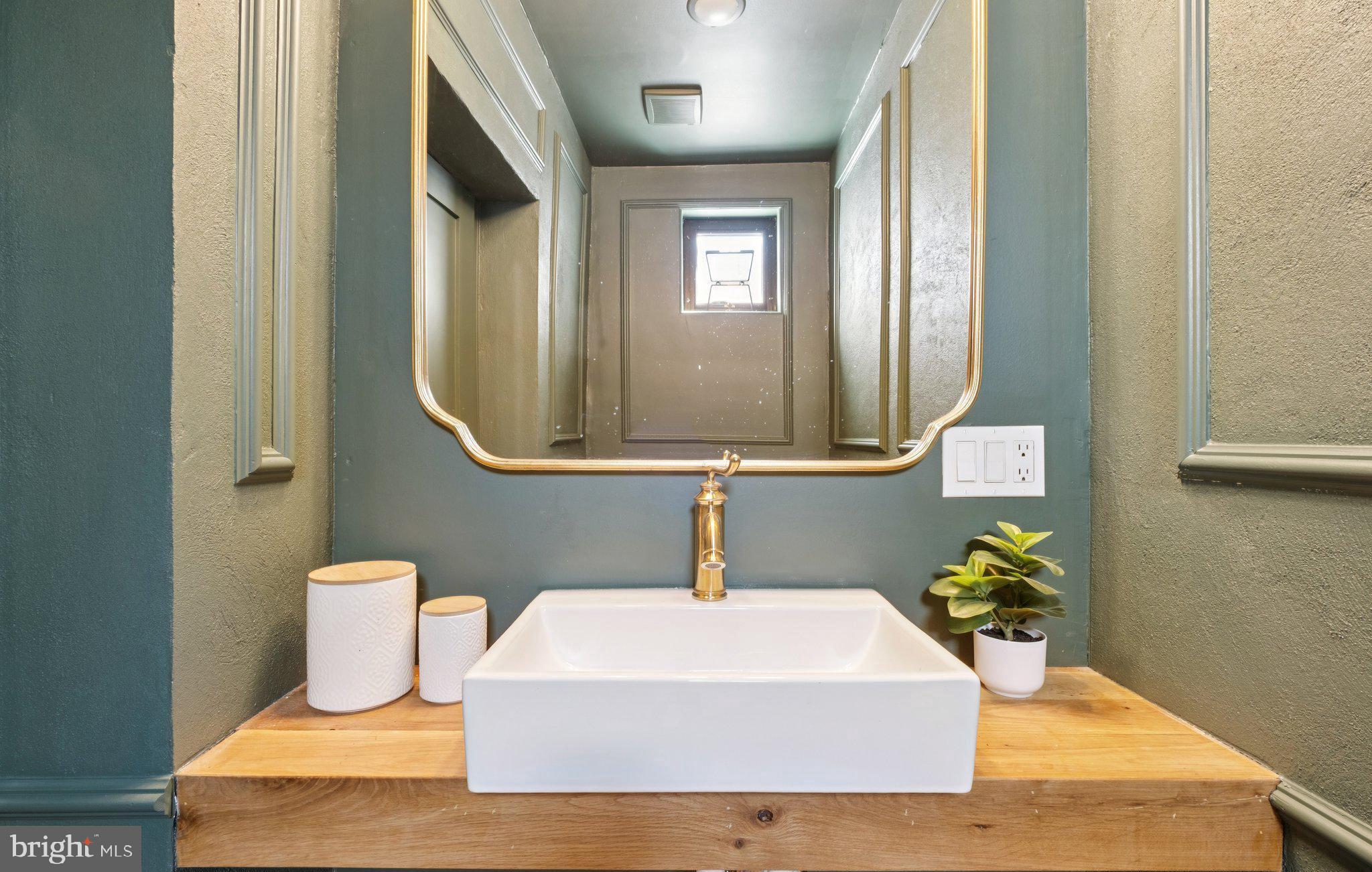 PASSYUNK SQUARE - Residential