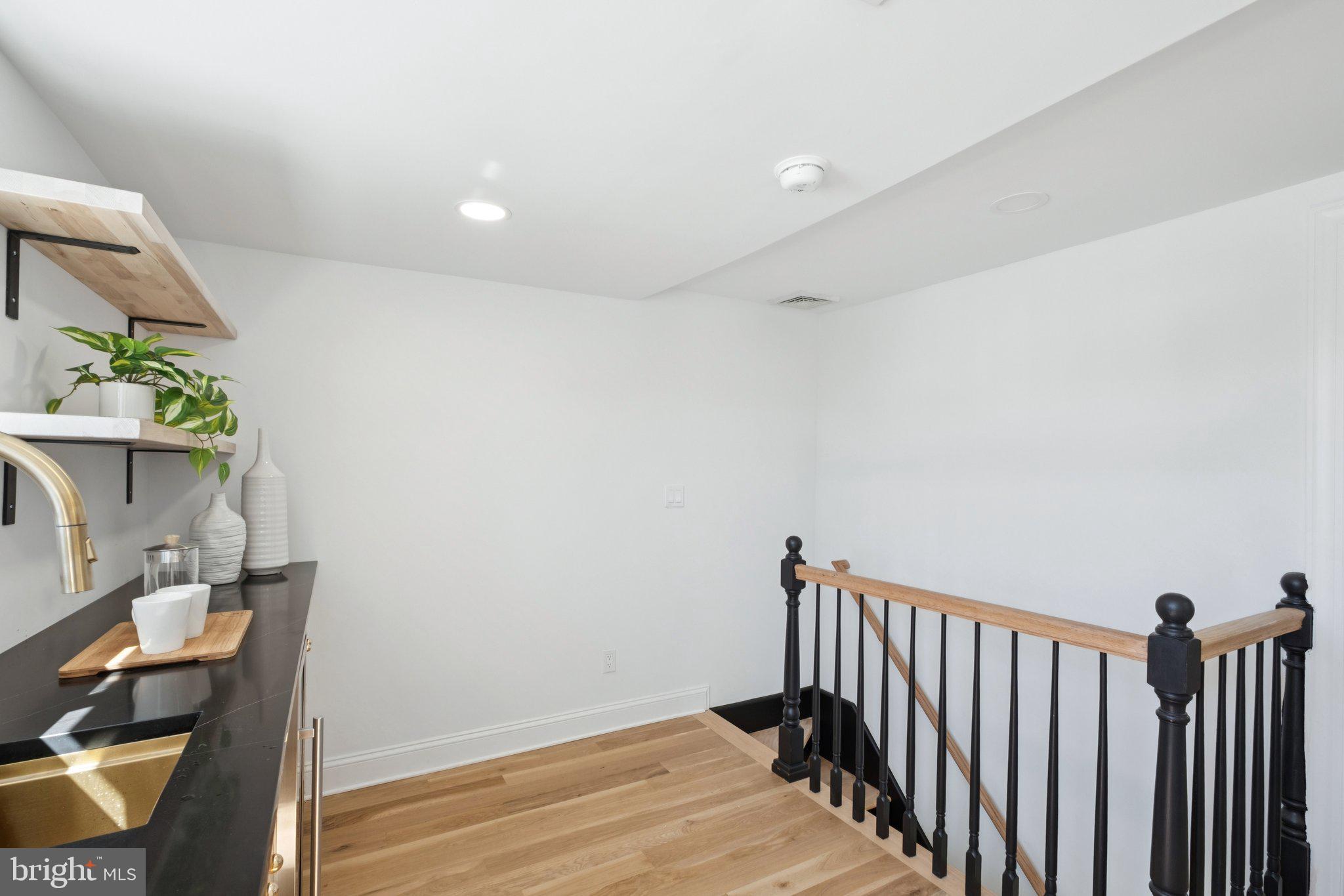 PASSYUNK SQUARE - Residential