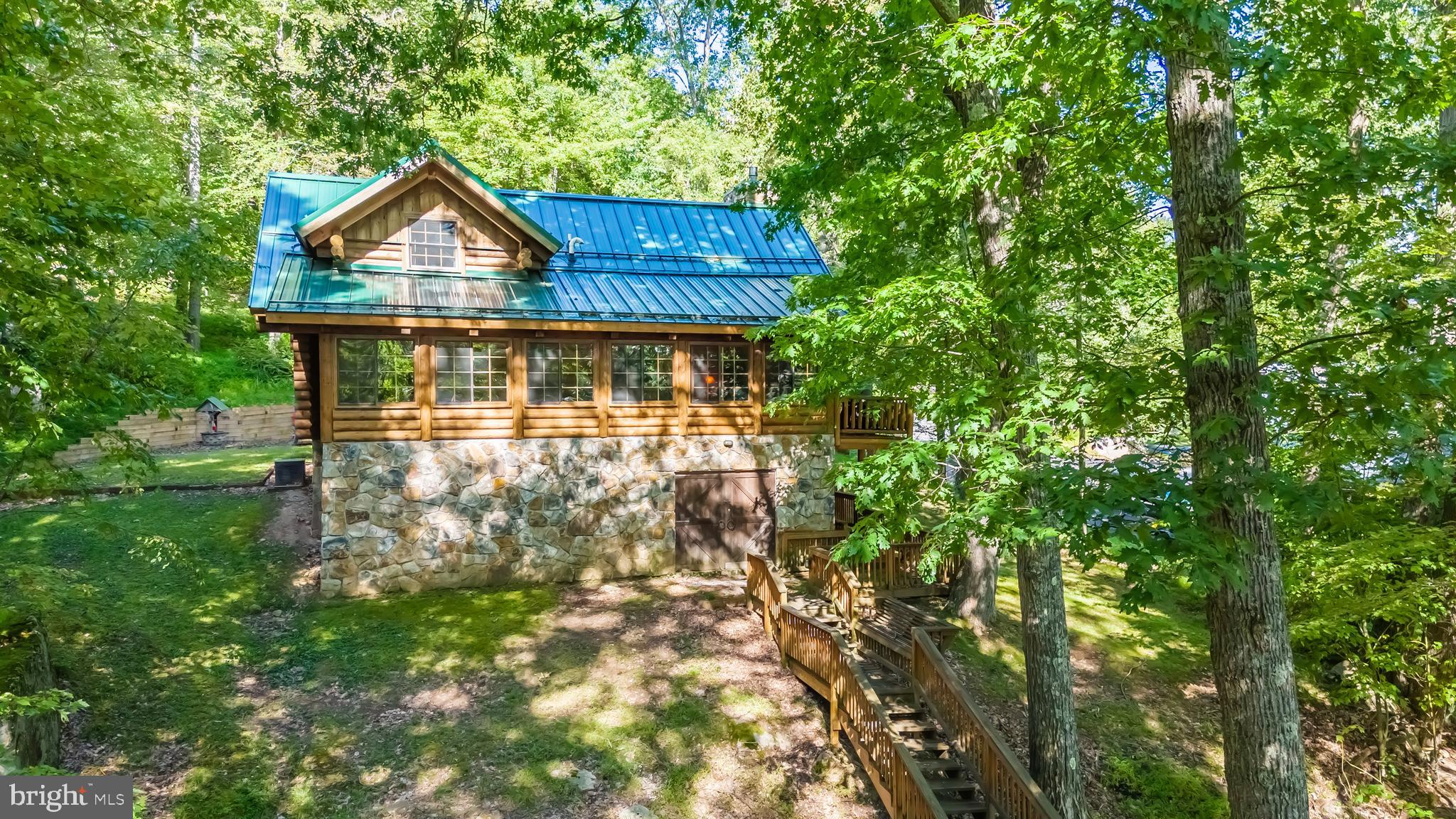 SHINGLE CAMP - Residential