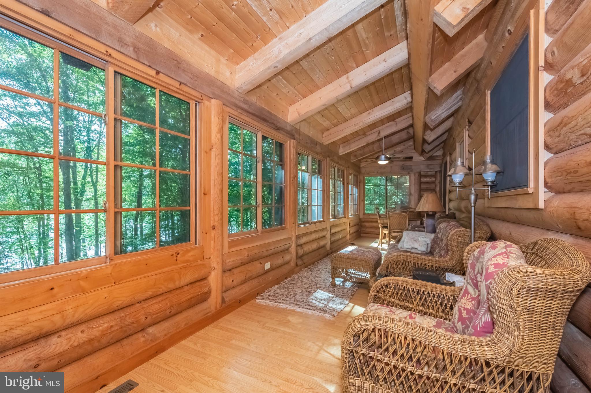 SHINGLE CAMP - Residential