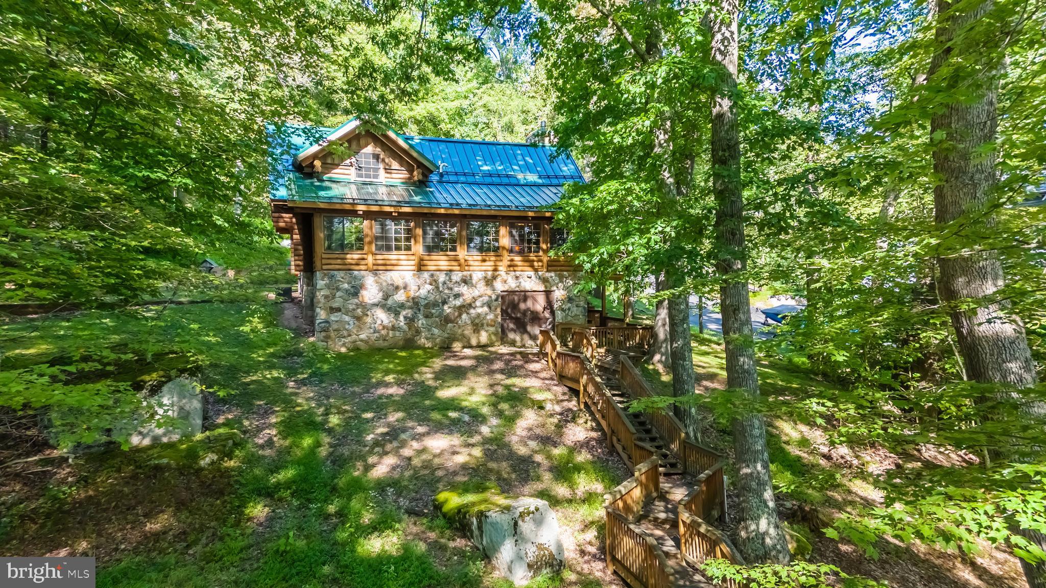 SHINGLE CAMP - Residential