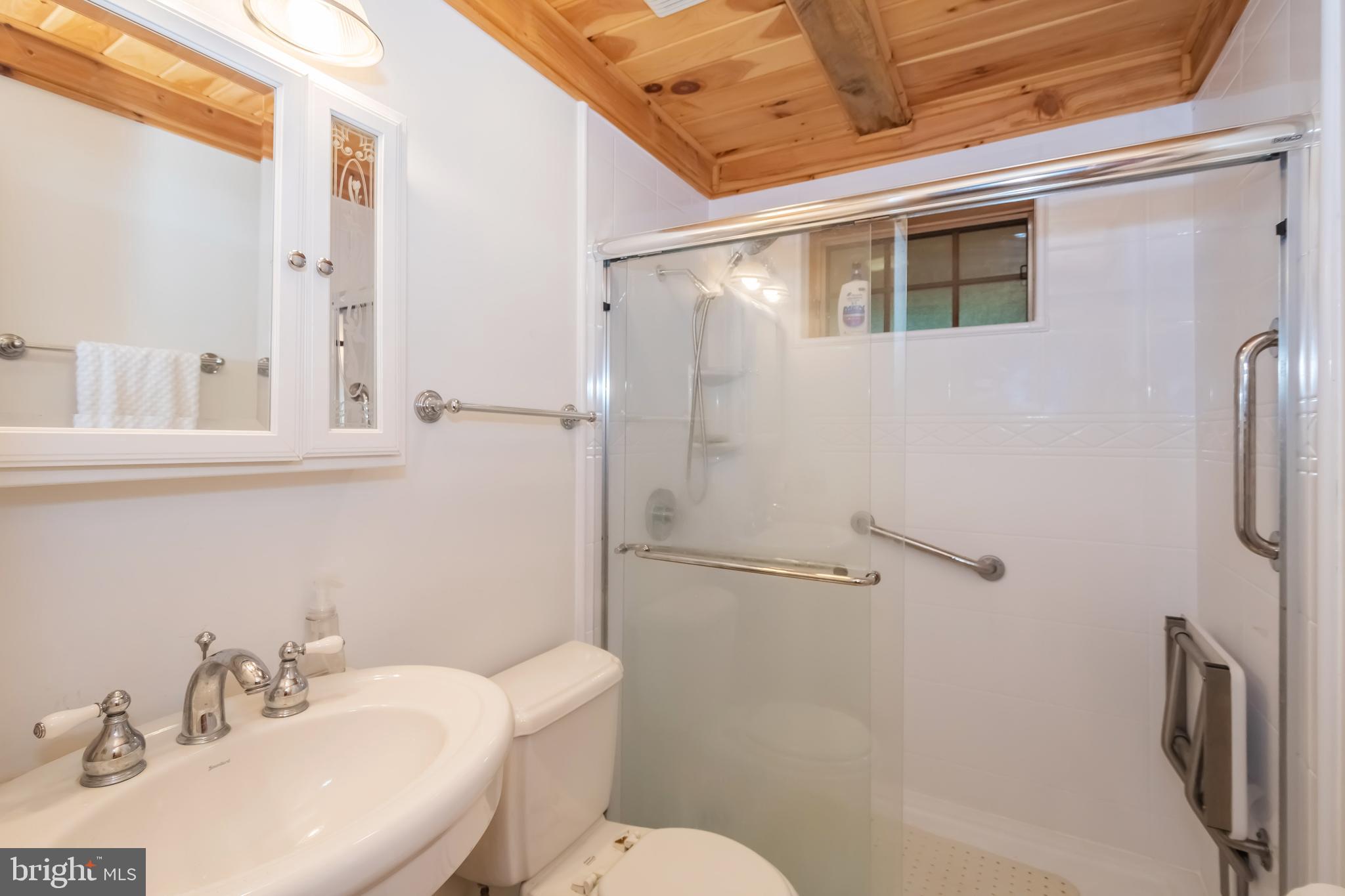 SHINGLE CAMP - Residential