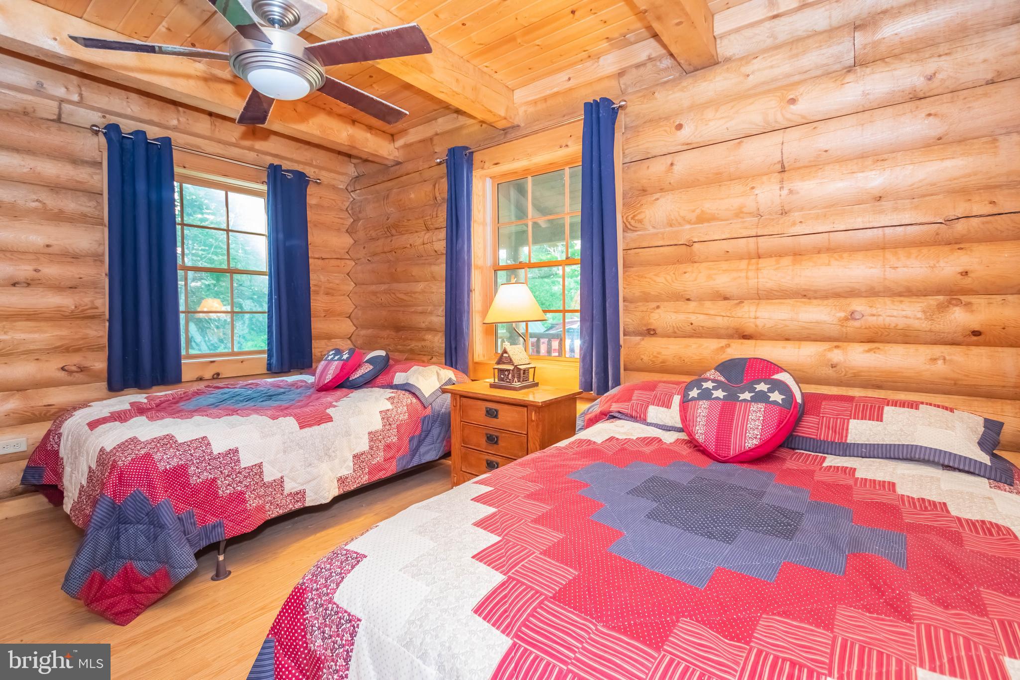 SHINGLE CAMP - Residential