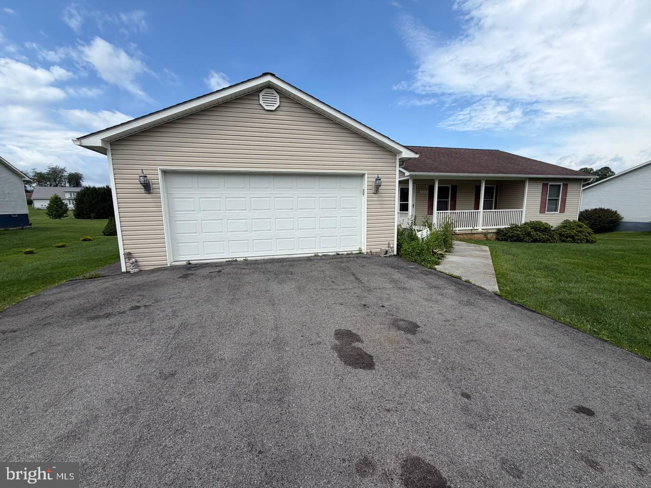 333 EAST BAILEY ROAD - Photo 2