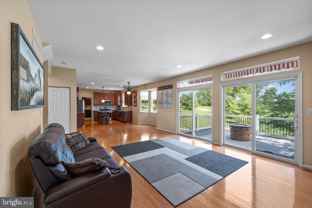 2904 SANTA MARIA DRIVE