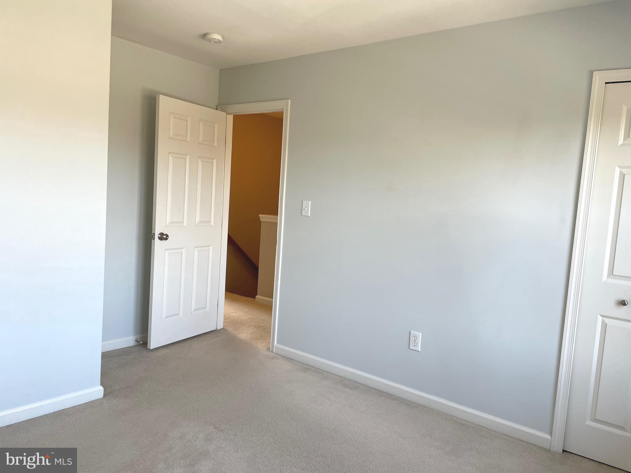 CHAMBERS HILL COMMONS - Residential Lease