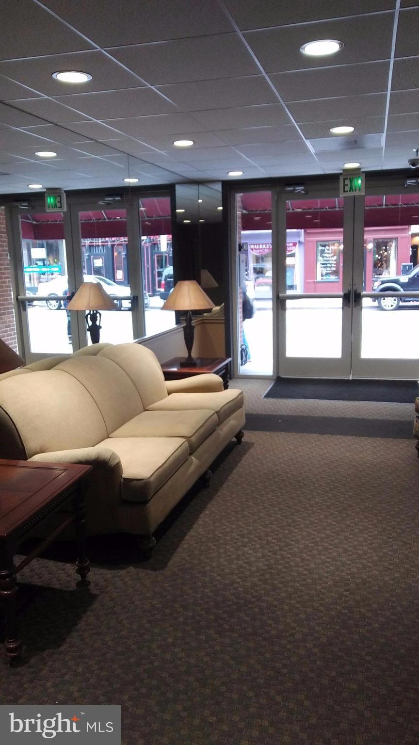 FEDERAL HILL HISTORIC DISTRICT - Residential Lease