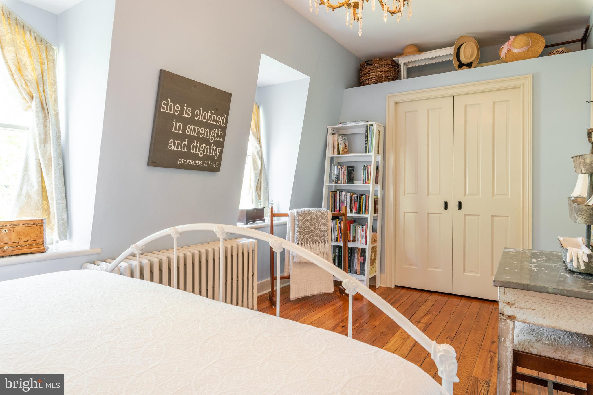 OLD TOWN ALEXANDRIA - Residential