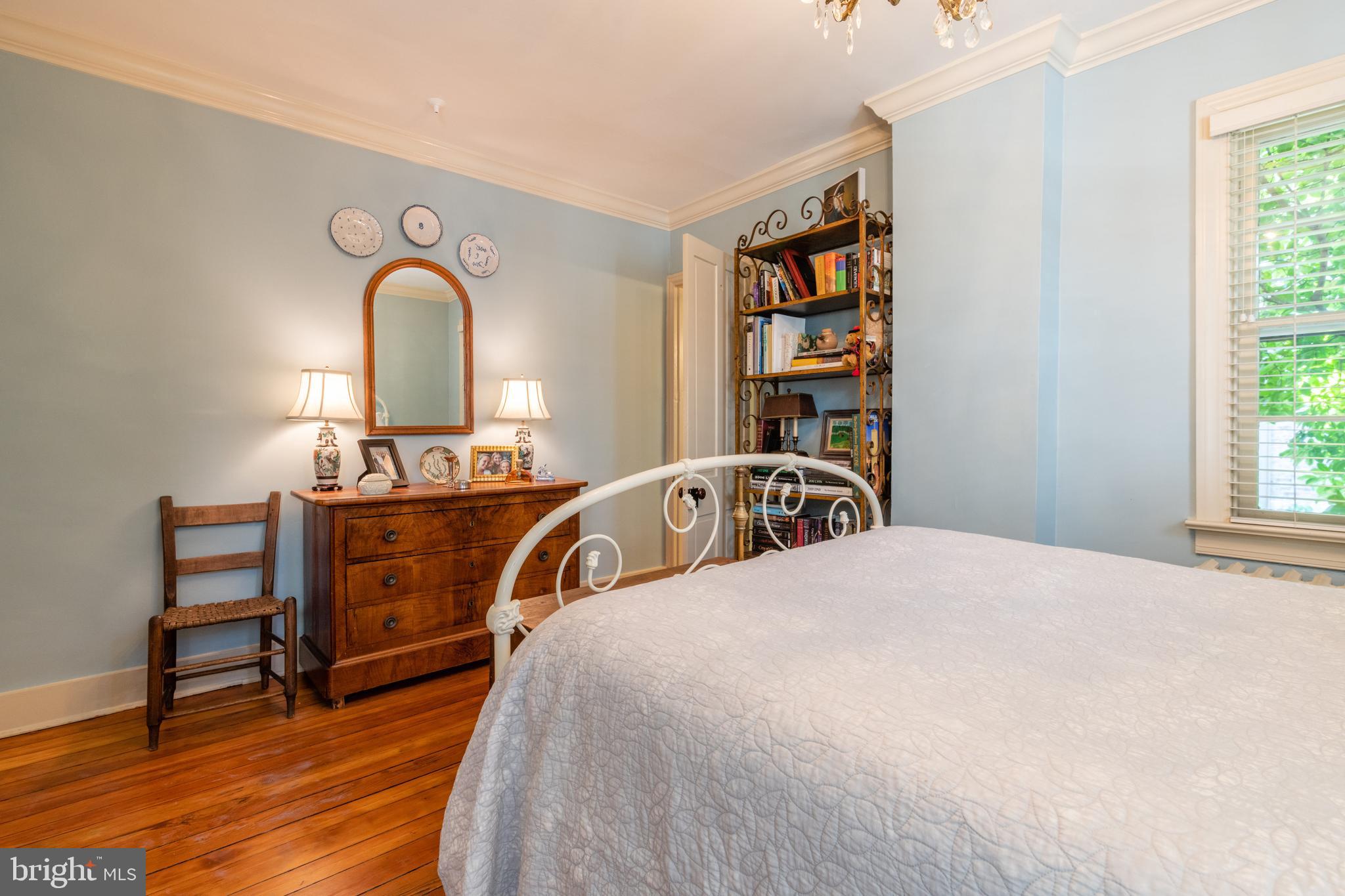 OLD TOWN ALEXANDRIA - Residential