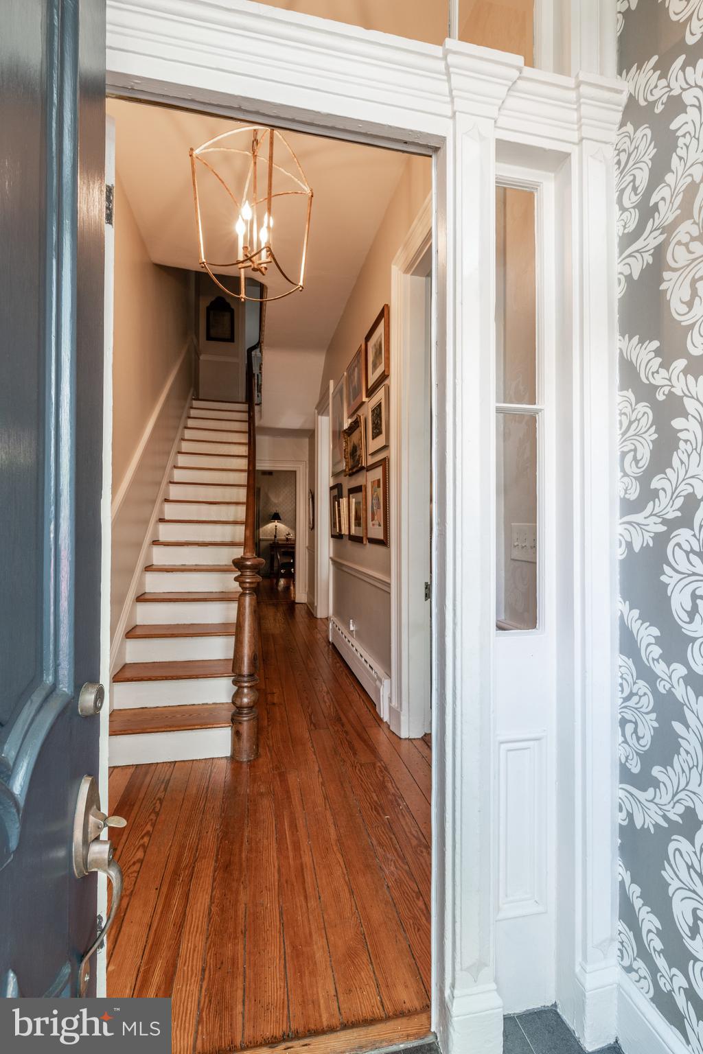 OLD TOWN ALEXANDRIA - Residential