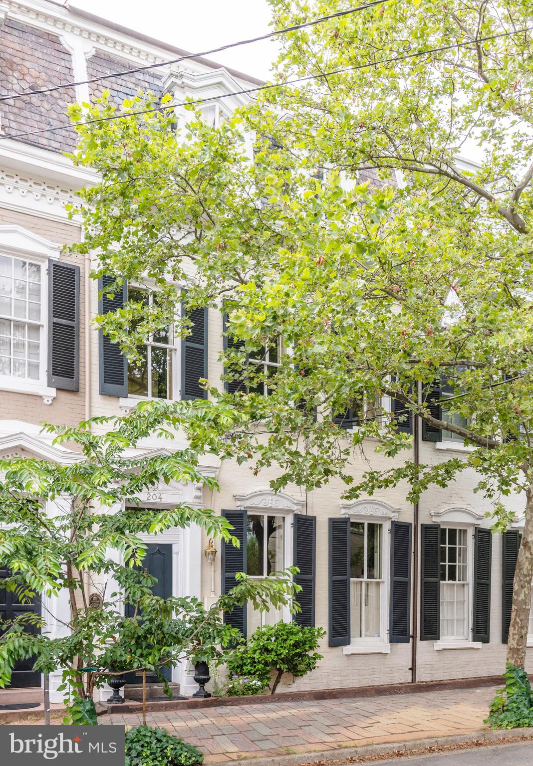 OLD TOWN ALEXANDRIA - Residential