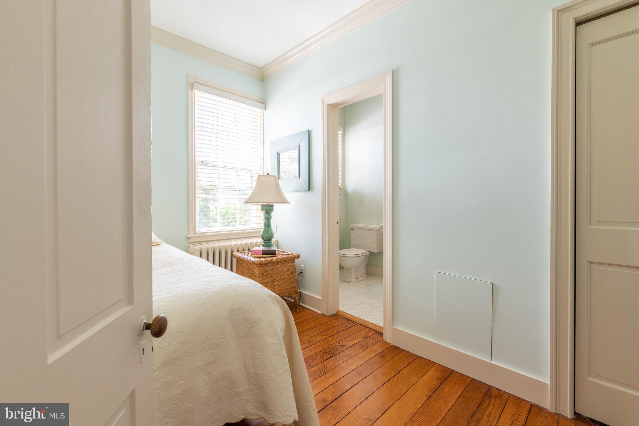 OLD TOWN ALEXANDRIA - Residential