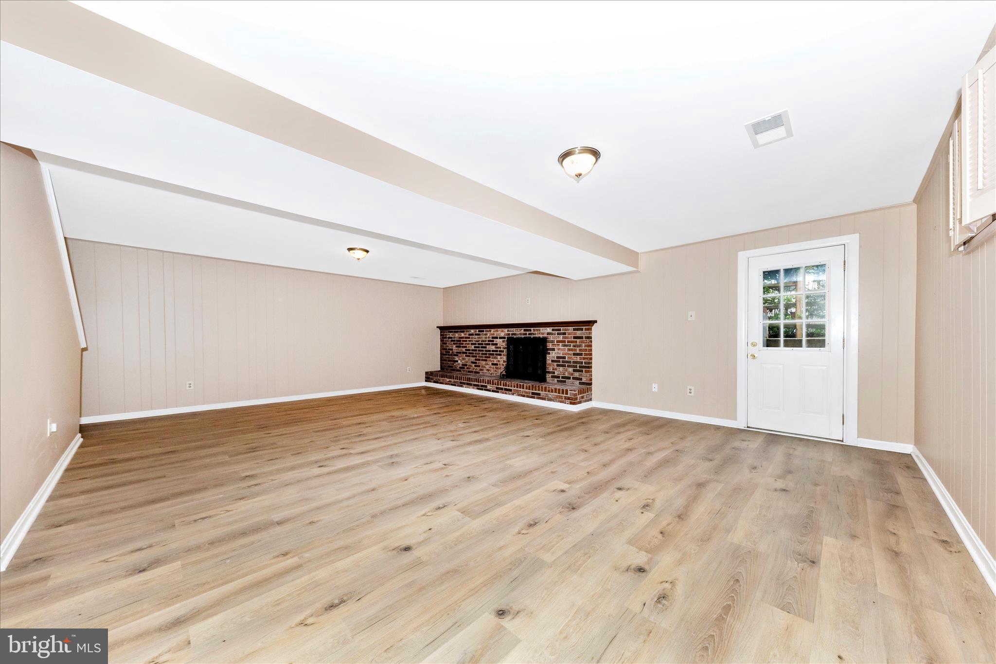 WEST RIDING - Residential