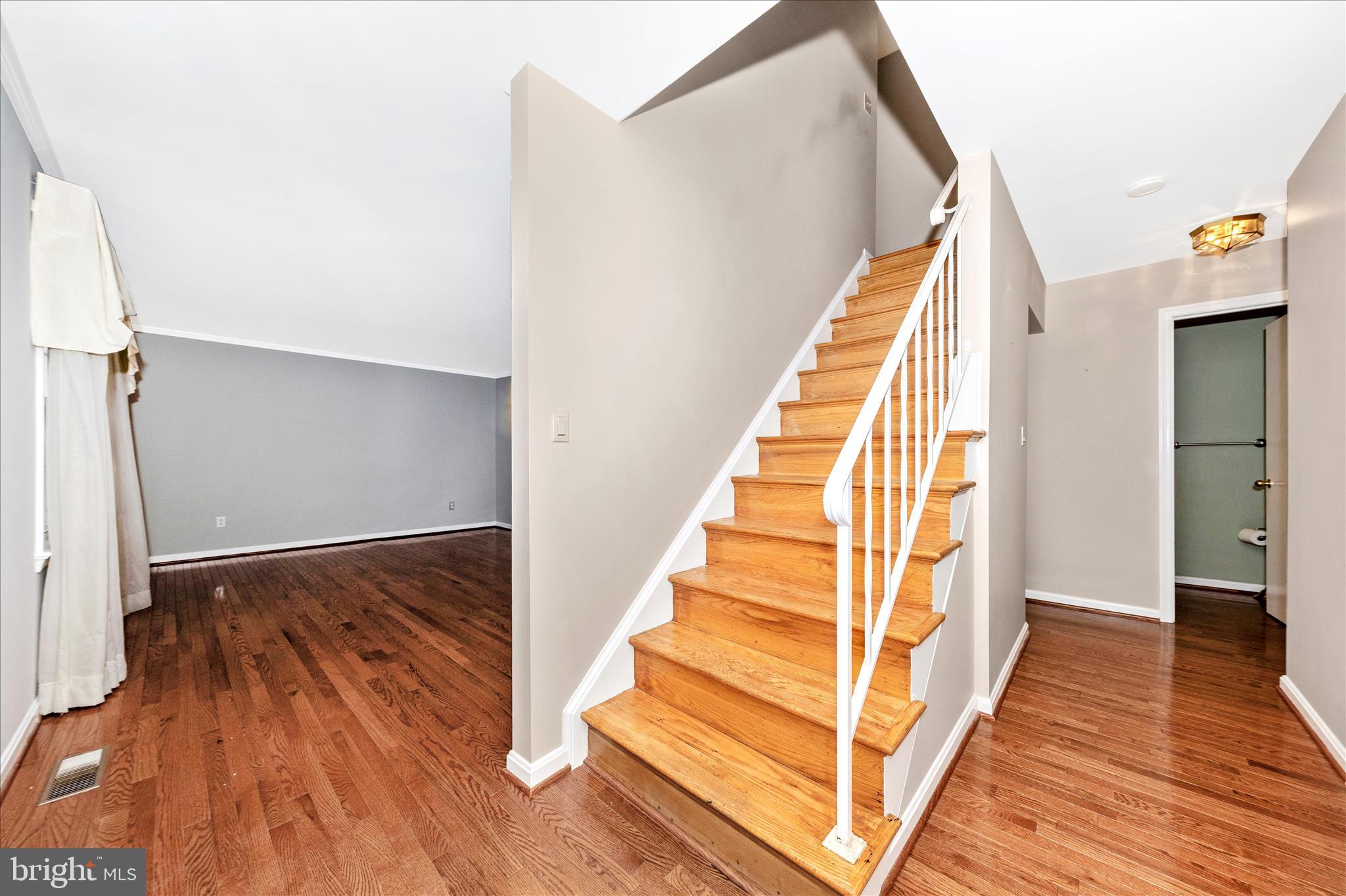 WEST RIDING - Residential